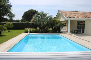 Holiday rental in house (with pool) 8 persons VIELLE SAINT GIRONS (40)