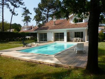 Holiday rental in house (with pool) 10 persons MOLIETS ET MAA (40)